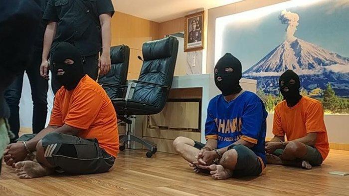 Senjata Rakitan Bojonegoro untuk KKB Papua: Produksi Rumahan dengan Standar Militer