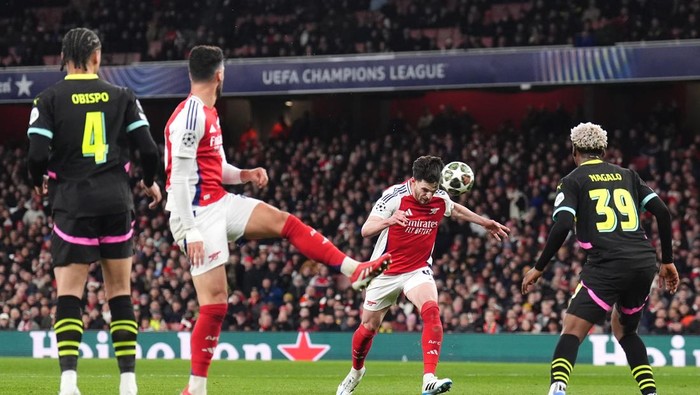 Arsenal Tahan Imbang PSV 2-2, Meriam London Melaju ke Perempatfinal Liga Champions