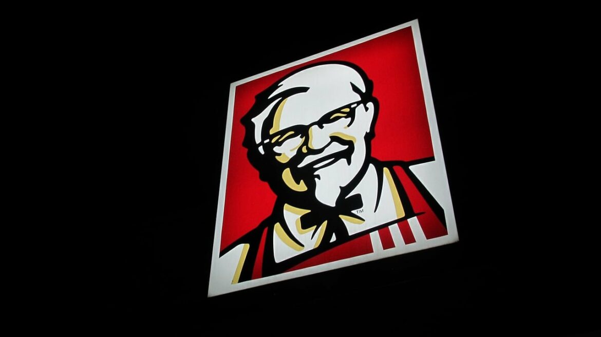 Promo KFC: Sedapnya Menu Baru Double Down Kimchi Ala Carte Hari Ini Rabu Mulai Rp 40 Ribuan