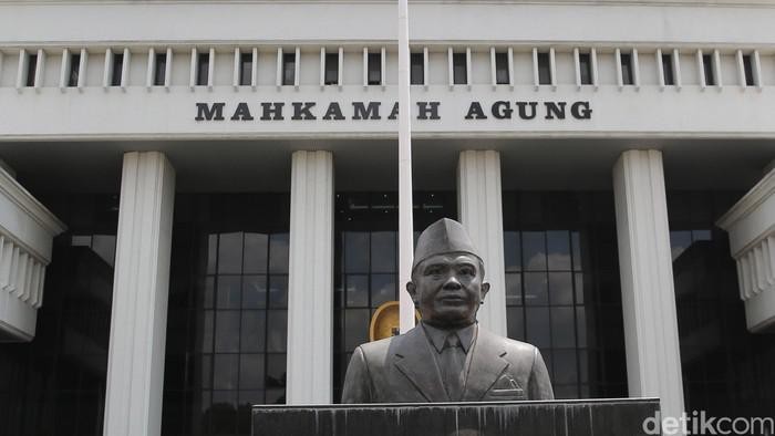 Pembekuan Sumpah Advokat Razman Bakal Dicabut Usai Minta Maaf? Ini Kata MA
