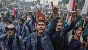 Protes Mahasiswa "Indonesia Gelap": Tantangan Besar bagi Kepemimpinan Prabowo dan Kebijakan Mahal