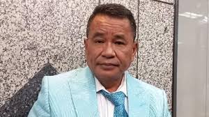 Hotman Paris Ungkap Awal Mula Kesehatannya Memburuk: Digigit Berang-Berang hingga Pingsan di Pengadilan