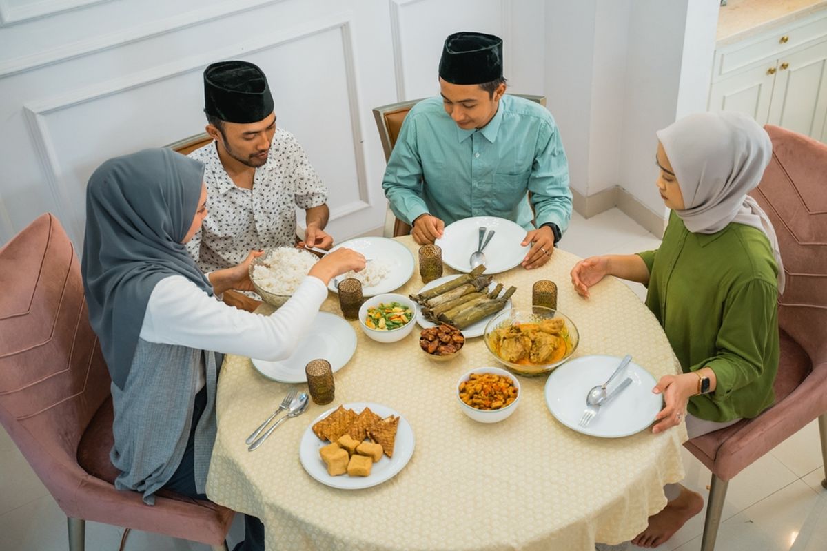 Bolehkah Makan dan Minum Setelah Waktu Imsak? Ini Penjelasan MUI