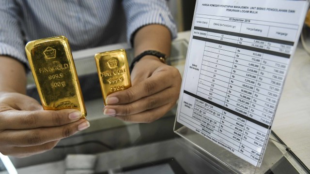 Harga Emas Antam Hari Ini Naik Rp 25.000, Simak Rinciannya!