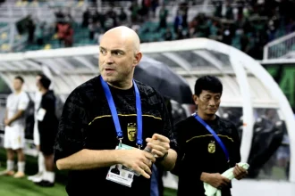 Bernardo Tavares Siapkan Strategi Baru untuk Persebaya Surabaya di Piala Presiden 2026