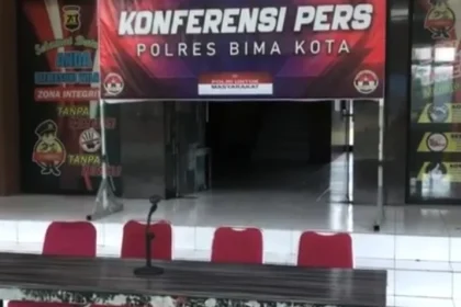 Cerita 6 Jam Menunggu Konferensi Pers 3 Kasus Besar: Drama Febrie Adriansyah