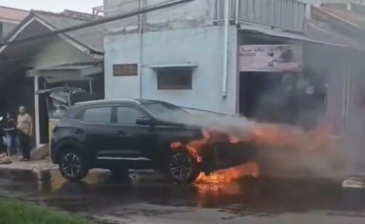 Chery Tiggo Cross CSH Baru 7 Bulan Terbakar di Bandung, Ini Penyebabnya
