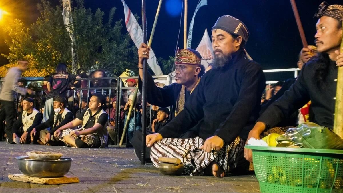 Dosen Antropologi UB Klarifikasi Daftar Harga di Pesarean Gunung Kawi, Menepis Stigma Negatif
