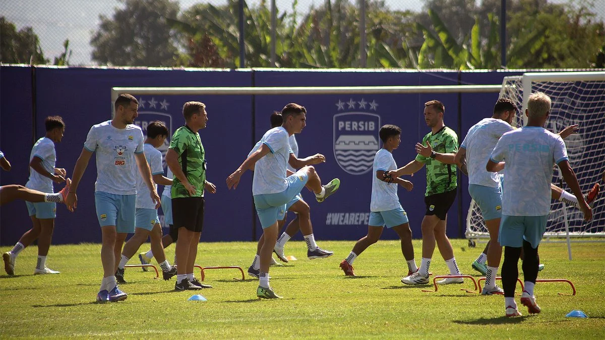 Igor Tolic Bongkar Kunci Persib Menangkan Perburuan Mariano Peralta