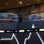 IHSG Dibayangi Ancaman Turun Kelas dan Data Inflasi AS, Cermati Rekomendasi Analis