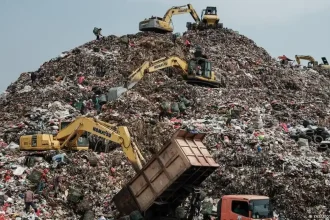 Indonesia Pangkas Emisi Metana, Masa Depan Pemulung Bantargebang Dipertaruhkan