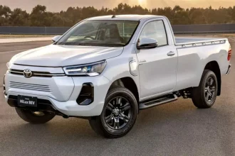 Kata Toyota, PHEV Belum Siap Untuk Pikap, Apa Alasannya?
