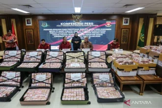 Kejagung Periksa Tiga Saksi dalam Kasus TPPU Febrie Adriansyah, Mengungkap Kegiatan Pencucian Uang