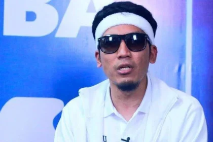 Kronologi hingga kondisi terkini Desta usai matanya terkena bola padel, alami pendarahan: Desta Mengalami Cedera Serius