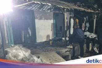 Ledakan Rumah Mewah di Polonia Medan: Kesaksian Warga Lihat Detik-Detik Rumah Mewah di Polonia Meledak, Diduga Masih Ada Orang Terjebak