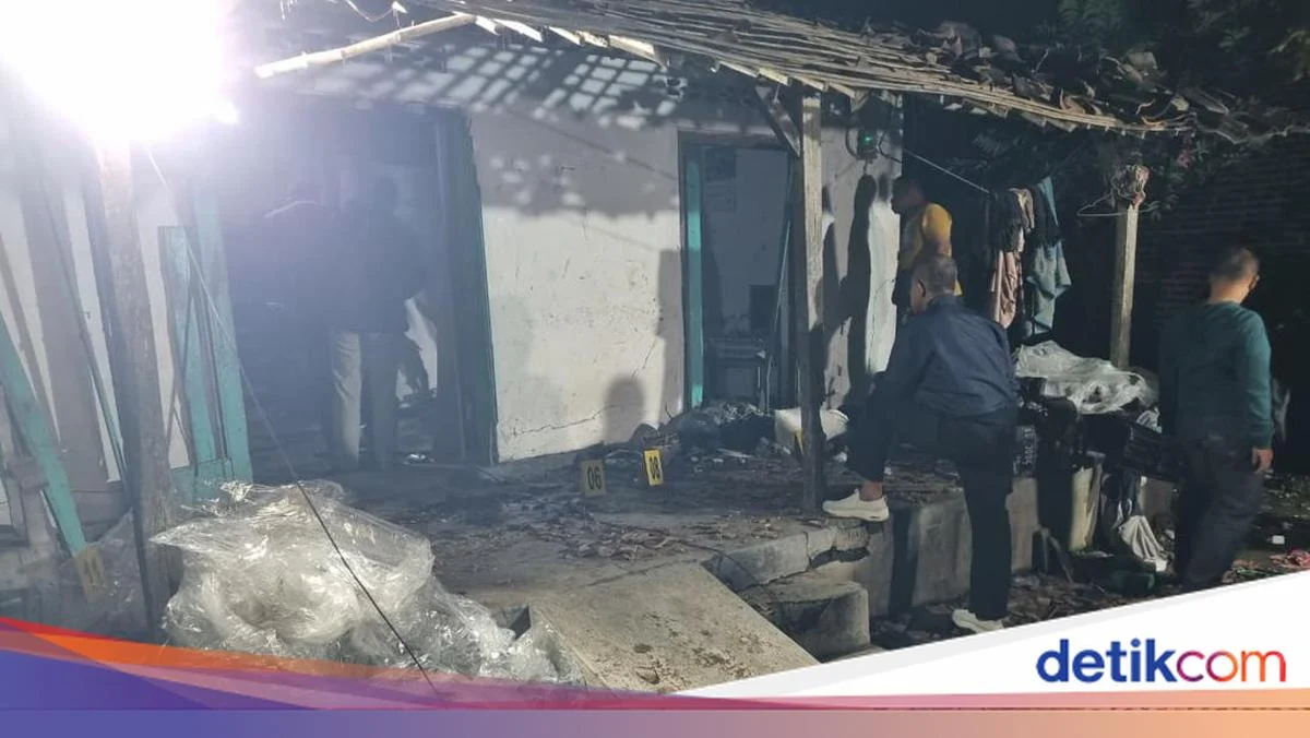 Ledakan Rumah Mewah di Polonia Medan: Kesaksian Warga Lihat Detik-Detik Rumah Mewah di Polonia Meledak, Diduga Masih Ada Orang Terjebak