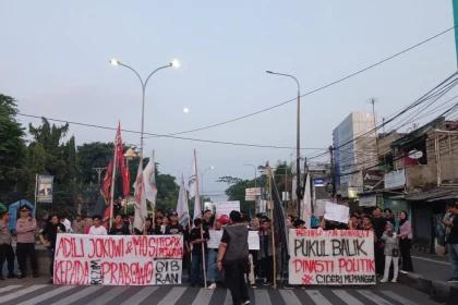 Mahasiswa Ancam Perluas Mosi Tidak Percaya Prabowo-Gibran ke Seluruh Indonesia, Aksi Demonstrasi Lanjutan Dijadwalkan