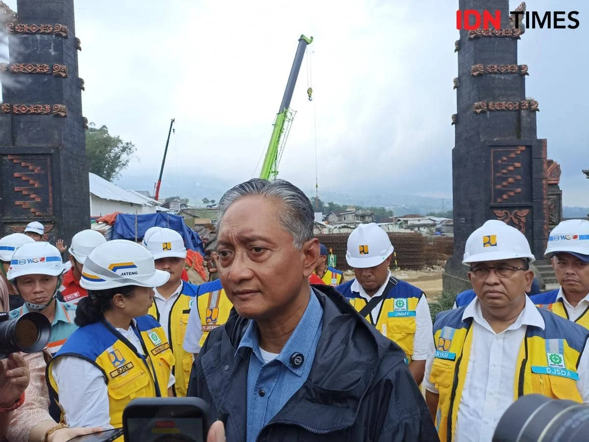 Menteri PU soal komisaris PT PP: Buktikan keponakan saya, umrah gratis [titlebase]
