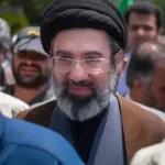 Mojtaba Khamenei Dukung Penuh Hizbullah, Desak Israel Hentikan Serangan ke Lebanon