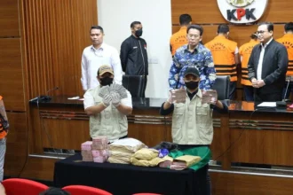 Operasi Tangkap Tangan Bupati Pemalang: KPK Sita Uang Tunai Rp2 Miliar dan Periksa Belasan Orang