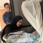 Potret Dedi Mulyadi Sambut Kelahiran Cucu Pertama Perempuan, Mengharapkan Cucu yang Solehah