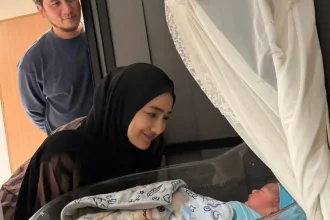 Potret Dedi Mulyadi Sambut Kelahiran Cucu Pertama Perempuan, Mengharapkan Cucu yang Solehah