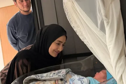 Potret Dedi Mulyadi Sambut Kelahiran Cucu Pertama Perempuan, Mengharapkan Cucu yang Solehah