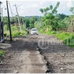 Proyek Jalan Rp11,4 Miliar Rusak Parah, Pejabat Jeneponto: Salah Warga yang Melewati!