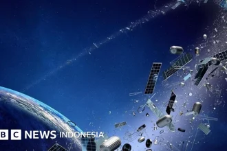 Rencana Pusat Data Antariksa Musk dan Bezos Diprotes, Kekhawatiran Bergeser dari AI ke Krisis Lingkungan Orbit