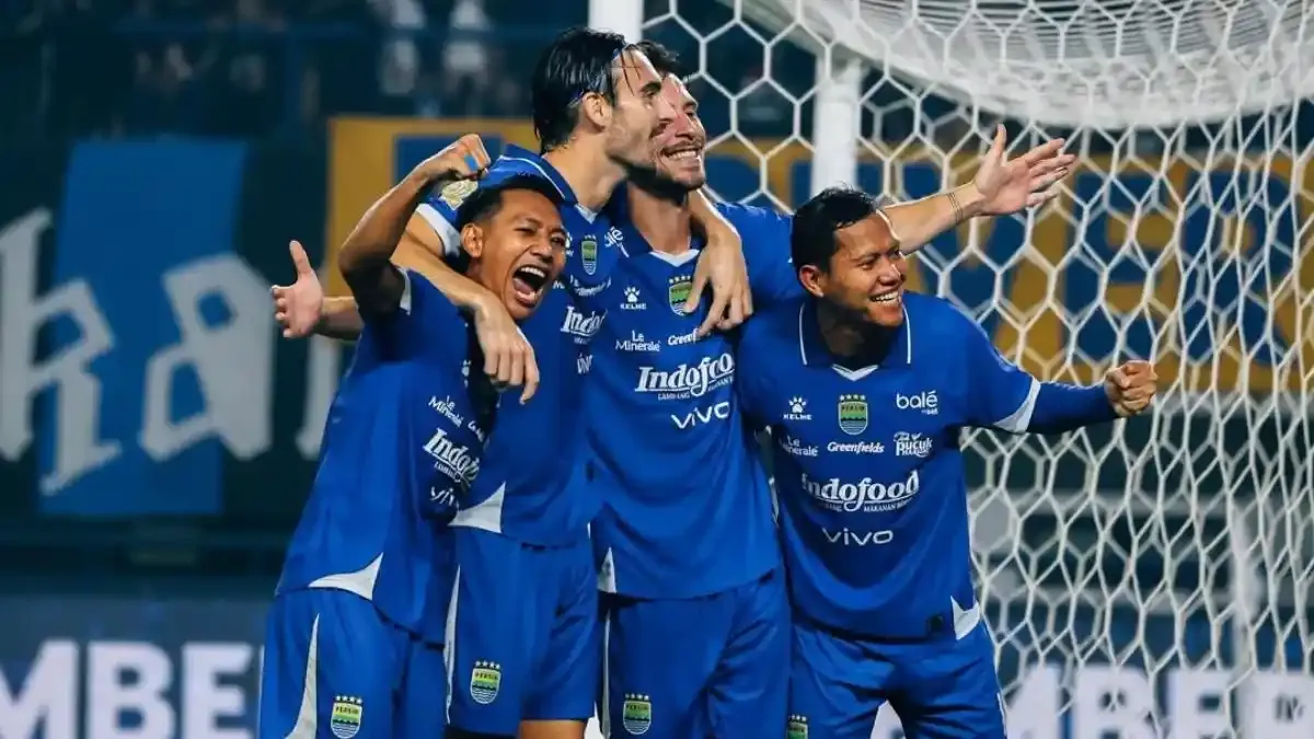 Sinyal Persib makin mendunia di musim 2026/2027: pemain asing label timnas grade A 74 persen gabung, Persib Bandung Siap Mengumumkan Pemain Baru