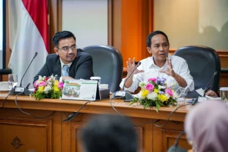 Skandal Amplop Menteri Kehutanan, Bisakah KPK Jerat Raja Juli Antoni?