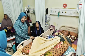 Tragedi di RSUD Bima: Niat Merujuk Pasien, Perawat Justru Jadi Korban Amuk Keluarga Pasien