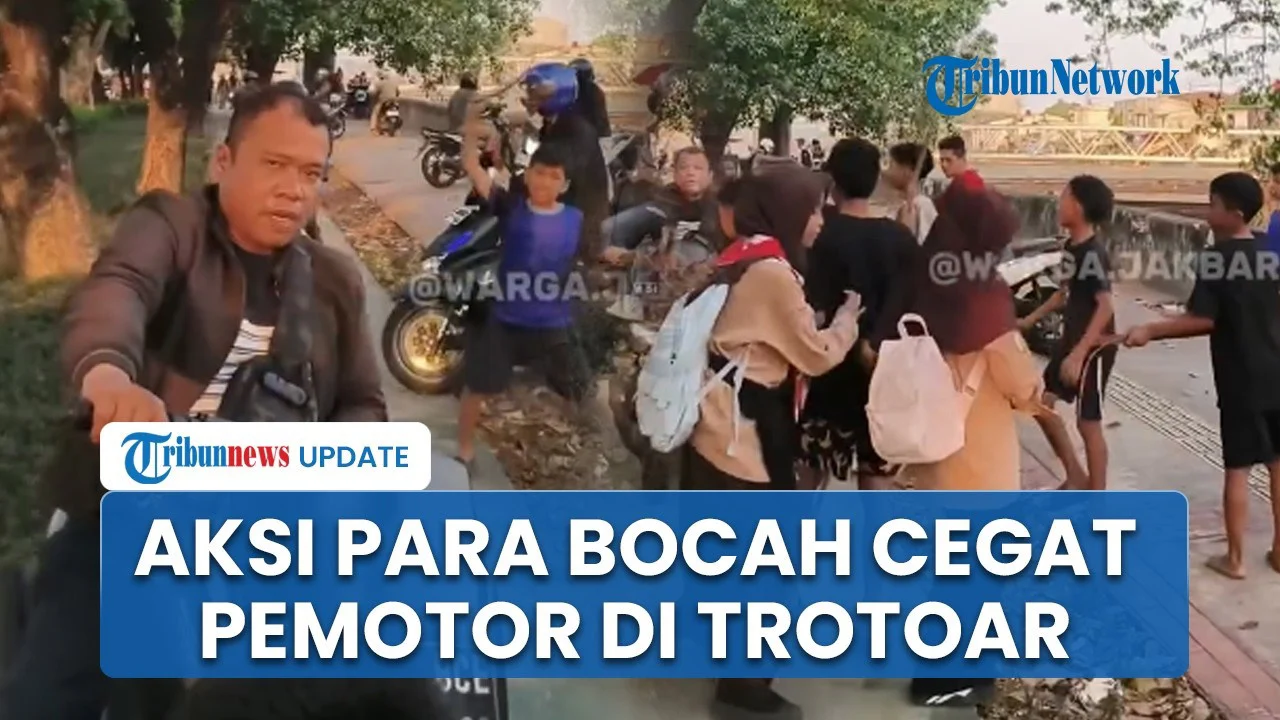 Video Aksi Sejumlah Bocah di Jakarta Barat Cegat Pemotor di Trotoar, Minta Pengendara Putar Balik