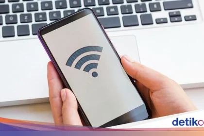 Aturan Kuota Internet Tak Hangus Bayangi Emiten Telekomunikasi, EXCL Paling Siap Menghadapi Perubahan