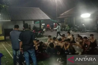 Dua Warga Luka Parah Dibacok Setelah Melintas di Tengah Bentrok Geng Motor Sukabumi, Kondisi Masyarakat Semakin Mencekam