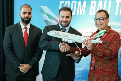 Emirates Berperan Penting dalam Pertandingan Sepakbola dan Penerbangan