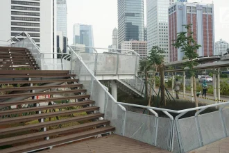 Pedestrian Deck Dukuh Atas: Membuat Perjalanan Sudirman-Wisma 46 Hanya 5 Menit Jalan Kaki