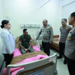 Satu Personel TNI Terluka Saat Amankan Aksi Ribuan PSHT di Surabaya